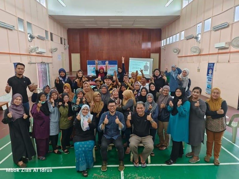 Kursus Asas Keusahawanan Digital Daro